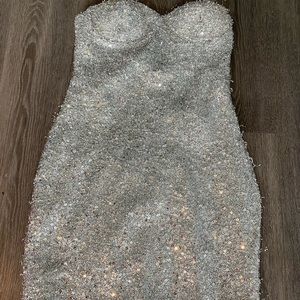 Arden B Size M silver sequin mini dress